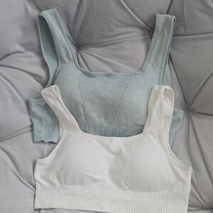 Set of Two Ribbed Sport Bras in Blue and White